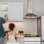 Planifică, optimizează, savurează: rețeta pentru o bucătărie de familie cu adevărat funcțională